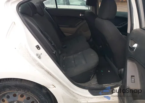 2016 Kia Forte Lx z USA, uszkodzony, nr VIN KNAFK4A61G5607226